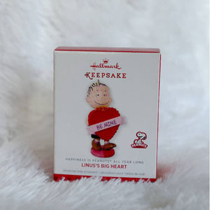 Hallmark Christmas Ornament Linus Big Heart Be Mine 7th in Series